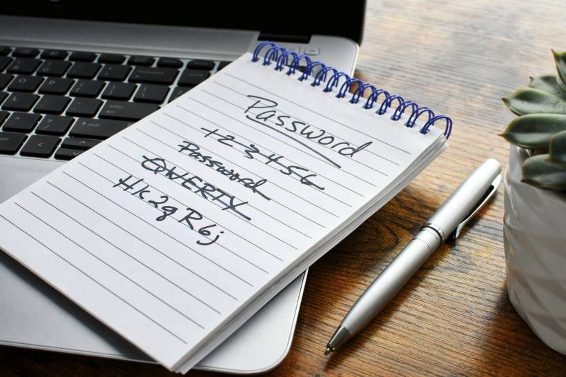 7 tipů pro bezpečnější účty a silnější hesla